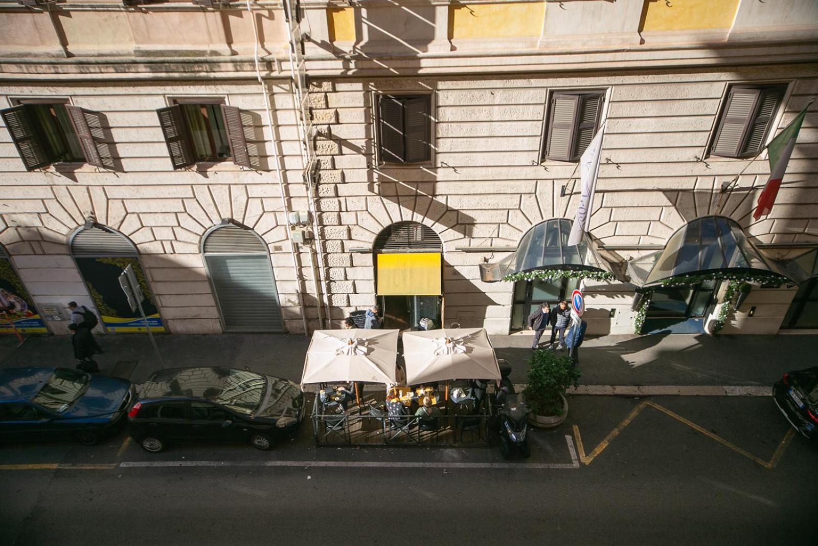 Caffe' E Cuscino, Rome